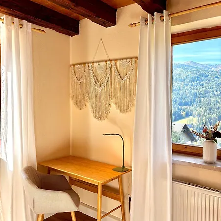 Mit Zirbitzblick Vakantiehuis