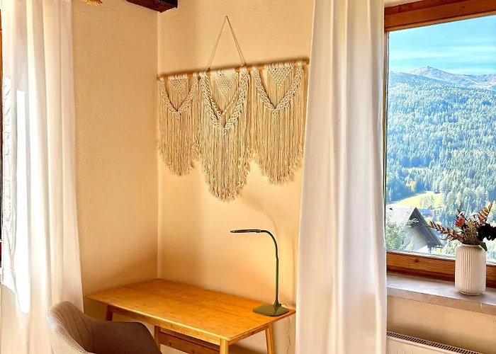 Mit Zirbitzblick 度假居